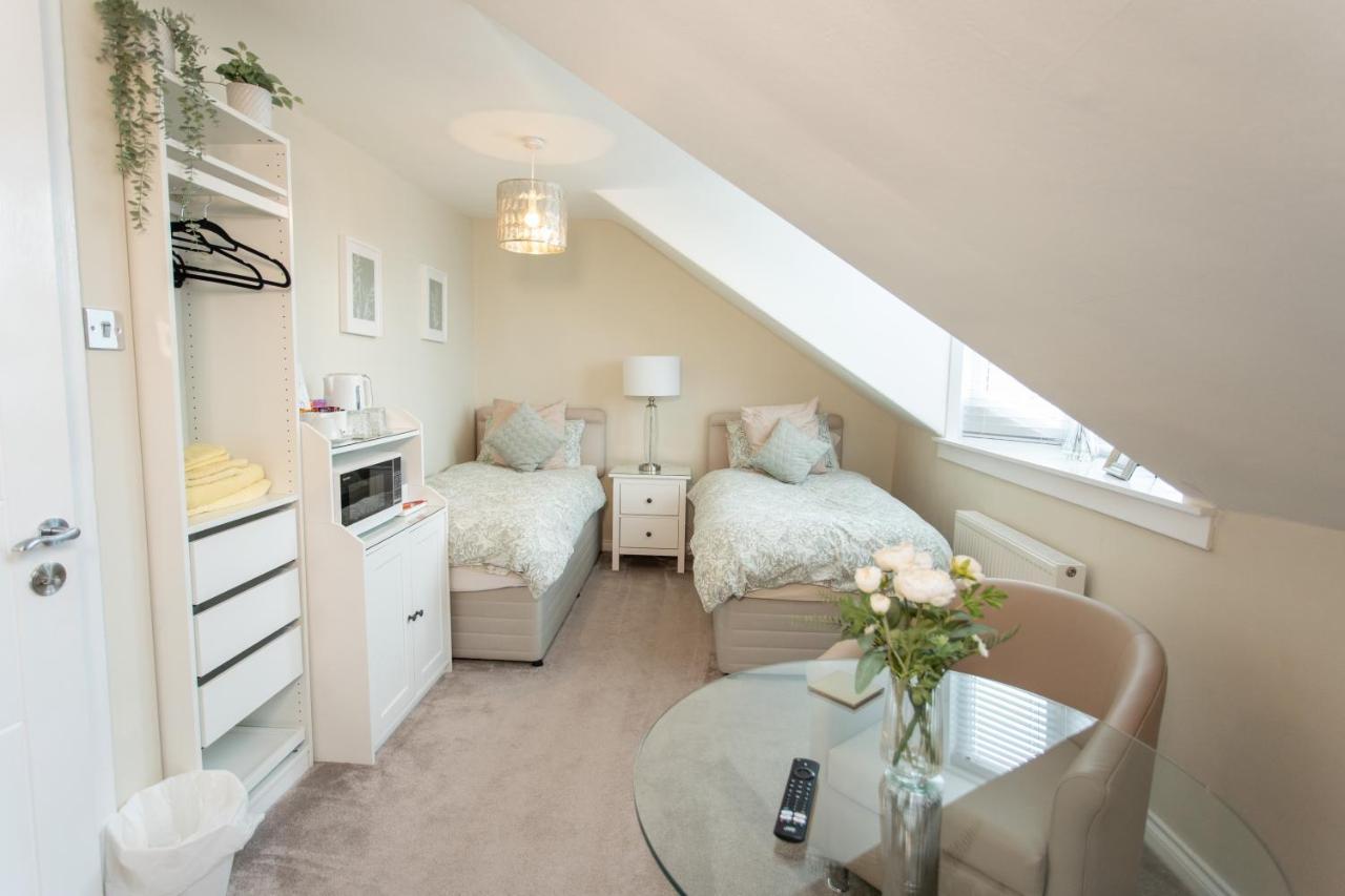 4 Private Bedroom House With 3 Parking Spaces Free Perth Eksteriør bilde